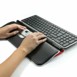 Contour Design RollerMouse Red Plus - Wireless -Logitech sHOP Red Pluswrist restkeyboard 910x 00017.1702579348
